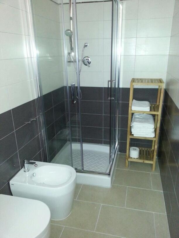 B&B Il Mirto Di Paola Torpè Habitación foto